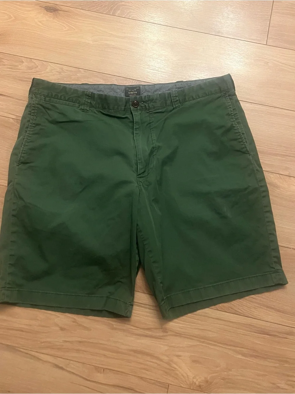 J. Crew Men's Flat-Front Chino Shorts in Forest Green